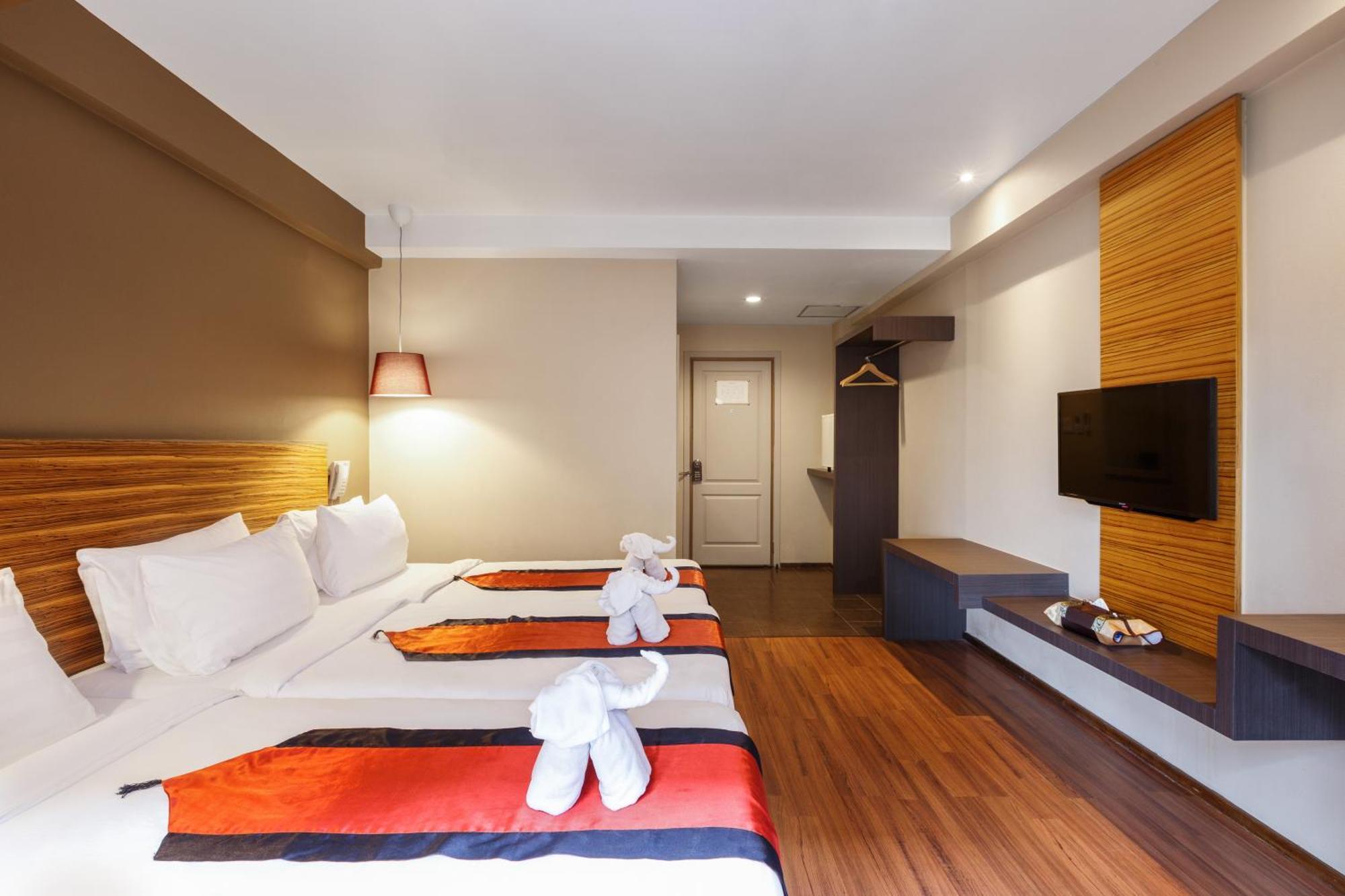 Habitación Triple Superior con servicio de enlace con el aeropuerto (ida y vuelta)